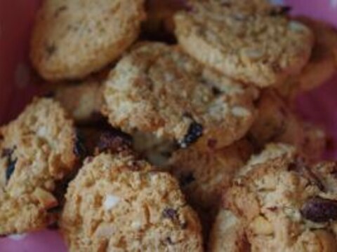 ミックスナッツとドライフルーツのおからクッキー